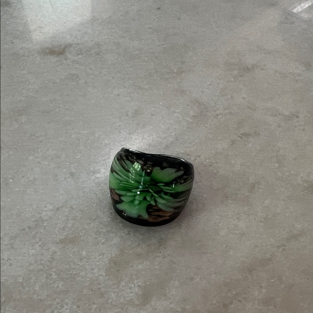 Green Floral Glass Ring